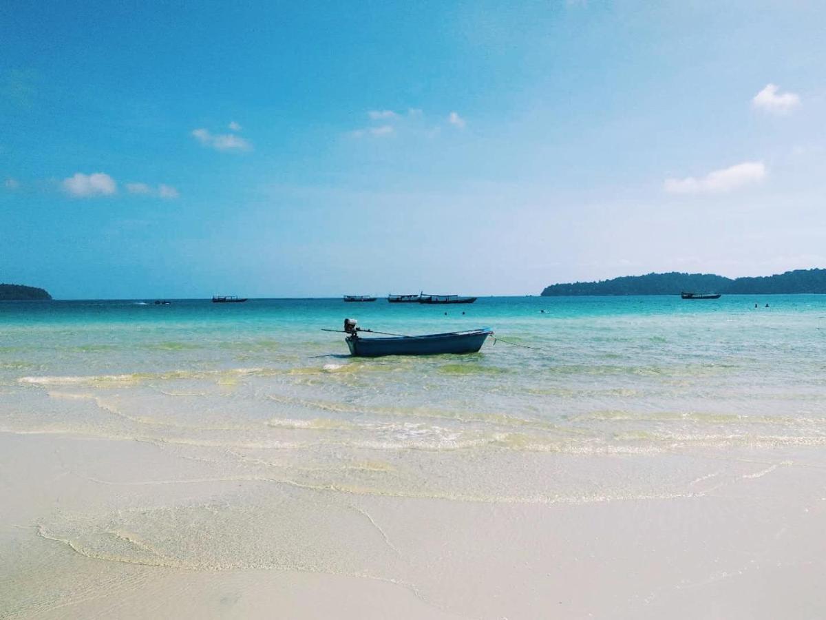 Hostel Lucky Sun Saracen Bay Koh Rong Sanloem Zewnętrze zdjęcie